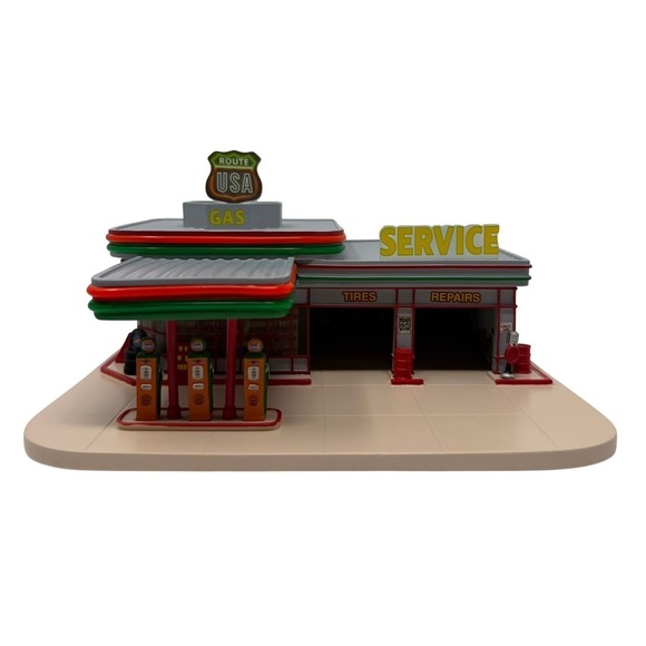 Hawthorne Village Other - Hawthorne Village Route USA Illuminated Gas Station Sculpture 14-02395-001 A0954